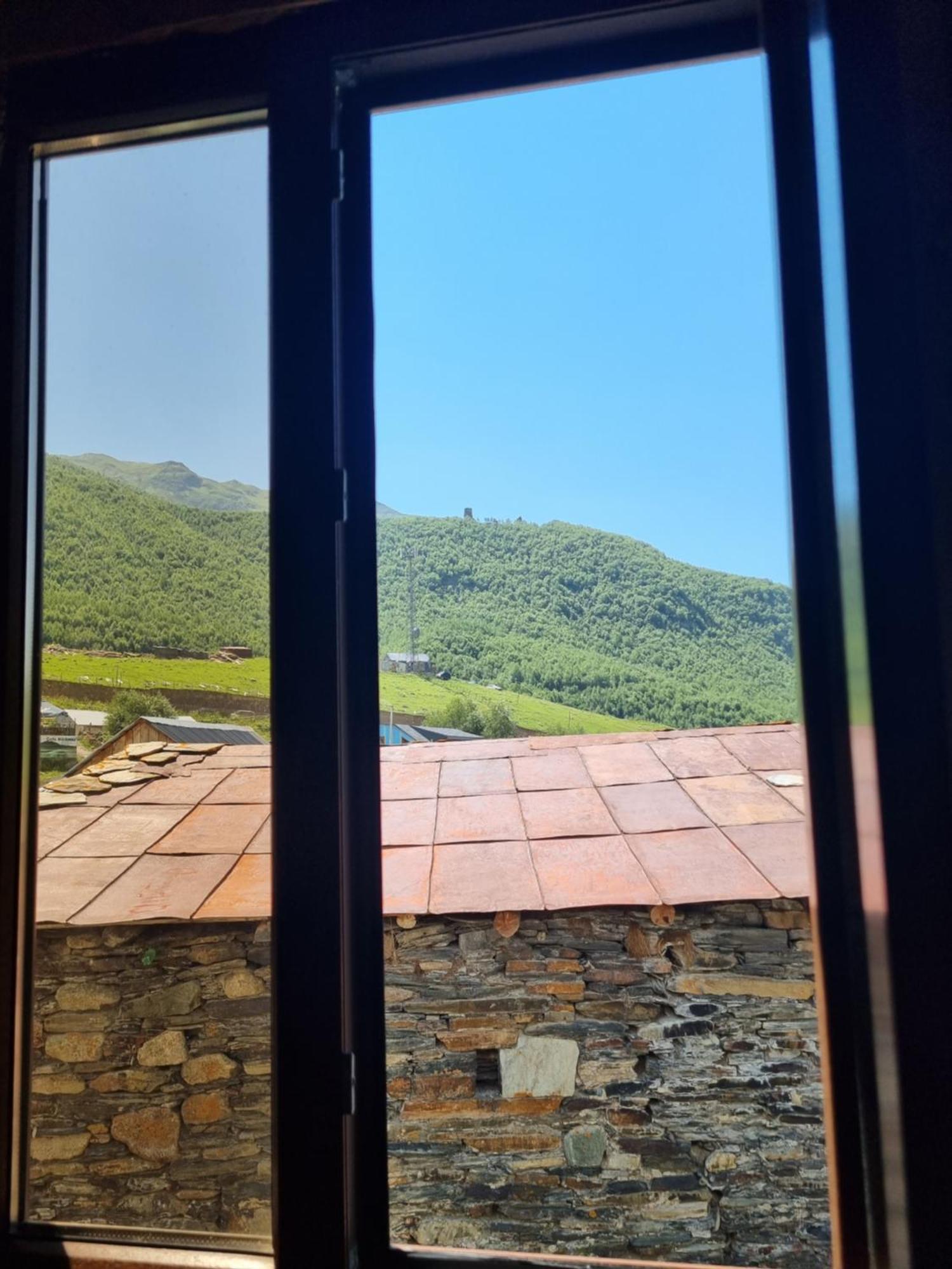 Guest House Buba Ushguli Quarto foto