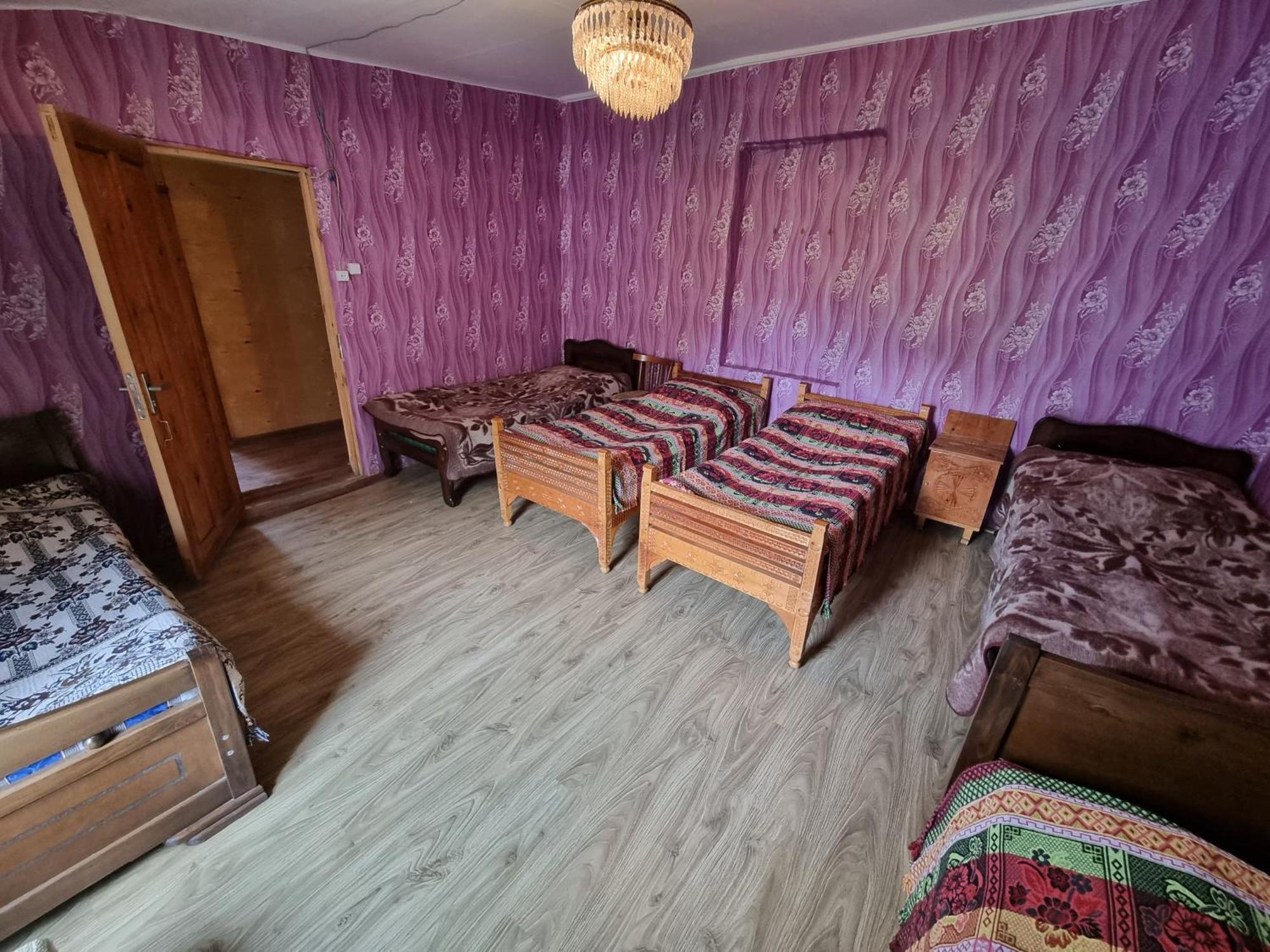 Guest House Buba Ushguli Quarto foto