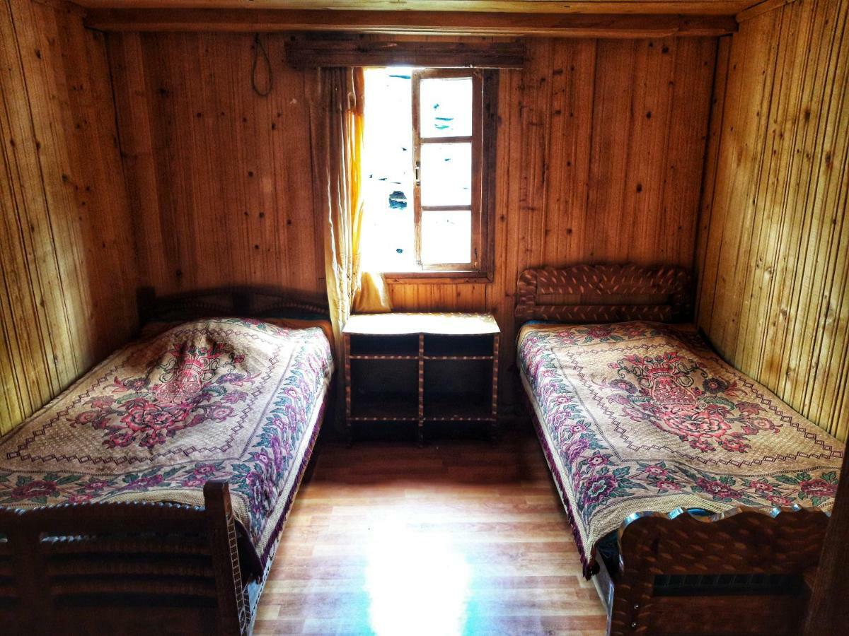 Guest House Buba Ushguli Quarto foto